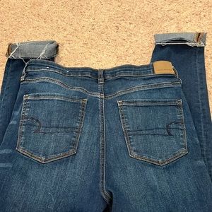 AE Women’s Super Stretch Skinny Jeggings Size 14 L crop